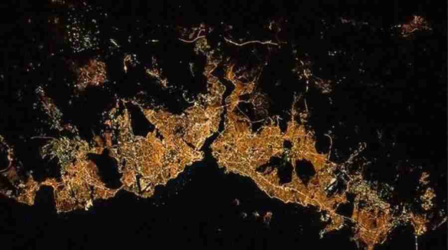 NASA'dan ilginç İstanbul paylaşımı: Hey İstanbul, parlıyorsun!