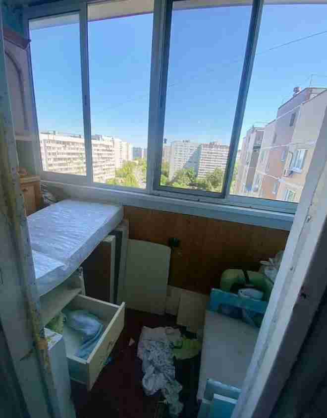 Bebek 14. kattan düştü