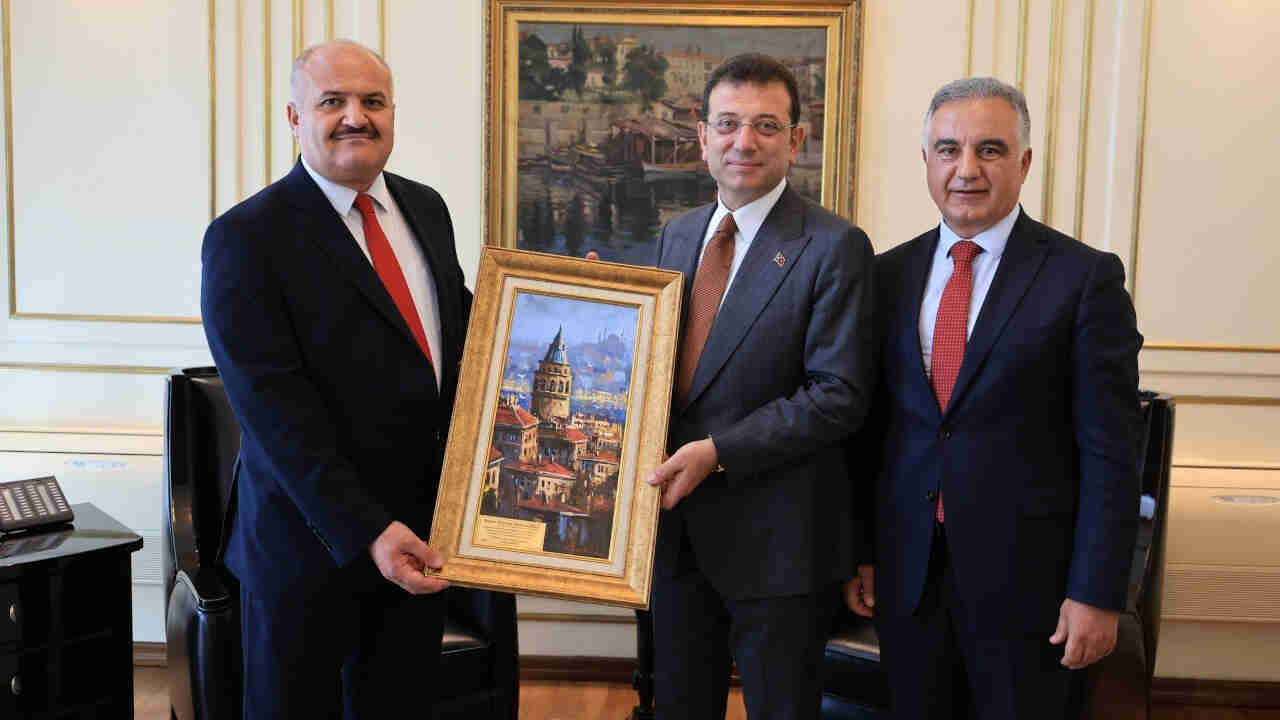 İstanbul Taksiciler Odası Başkanı Eyüp Aksu'dan İmamoğlu'na ziyaret 