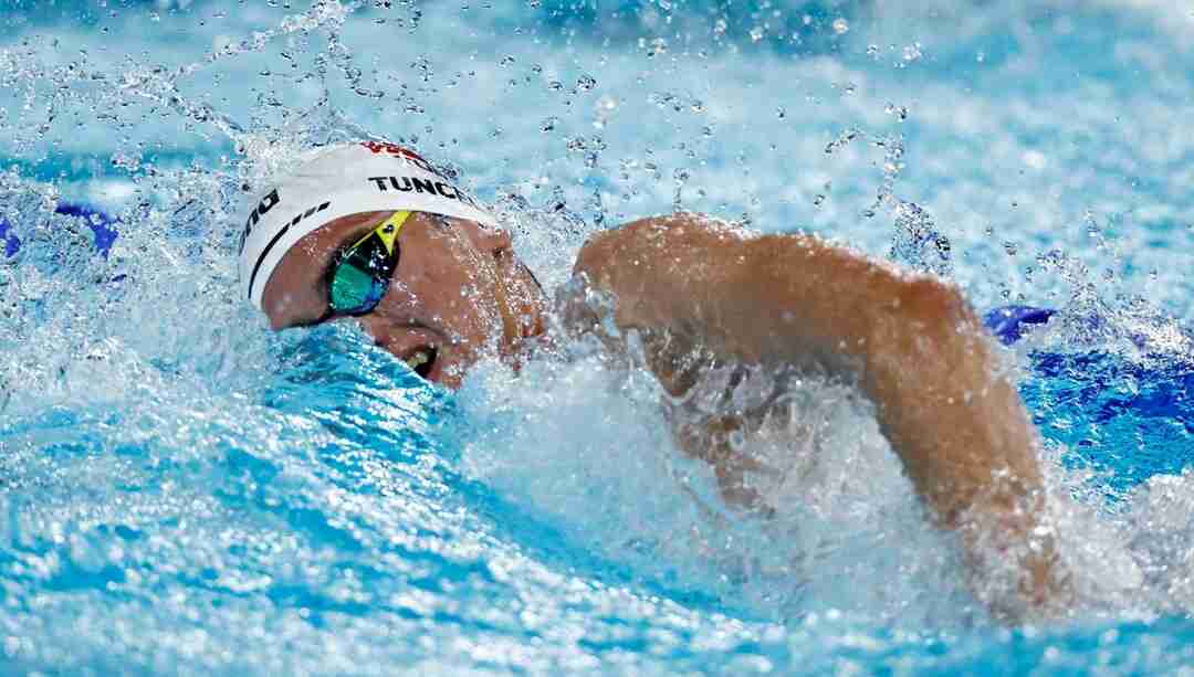 SON DAKİKA: Kuzey Tunçelli, yüzmede olimpiyat 5'incisi oldu: 1500 metre serbestte gençler rekoru