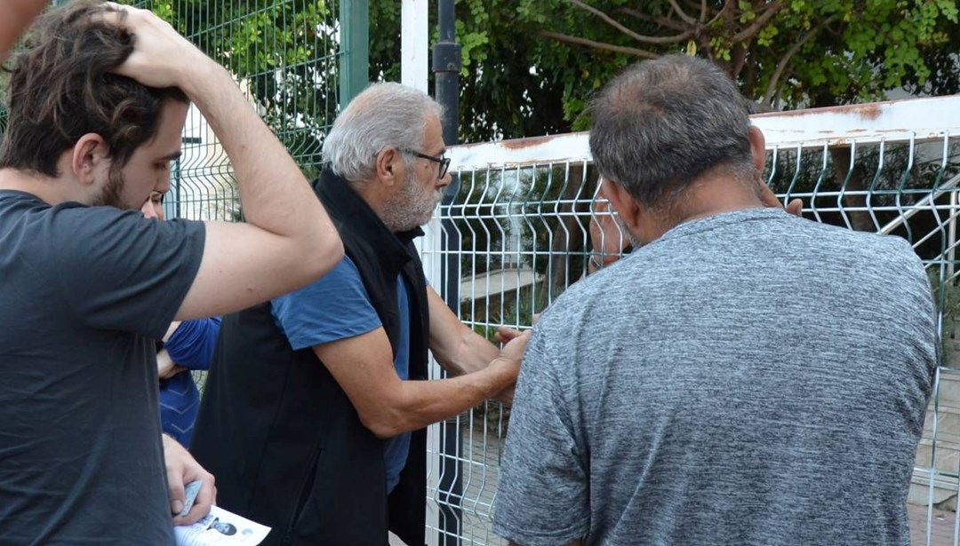 Geç kalan adayın babası ısrar etti, ancak oğlu "Baba boşver, zaten girmek istemiyordum" dedi