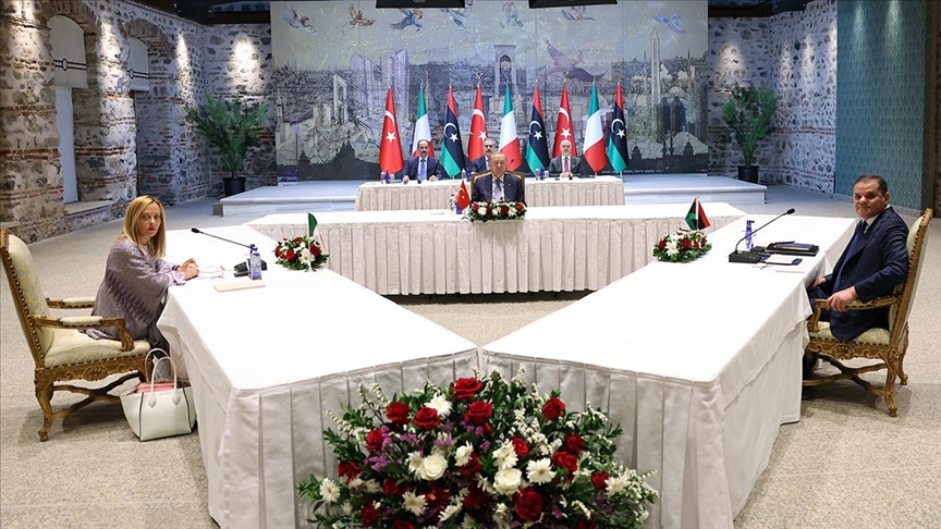 Türkiye, İtalya ve Libya işbirliği zirvesi İstanbul’da başarıyla tamamlandı.