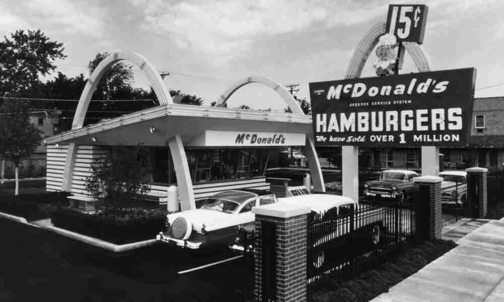 15 Mayıs Tarihte Bugün Mc Donalds