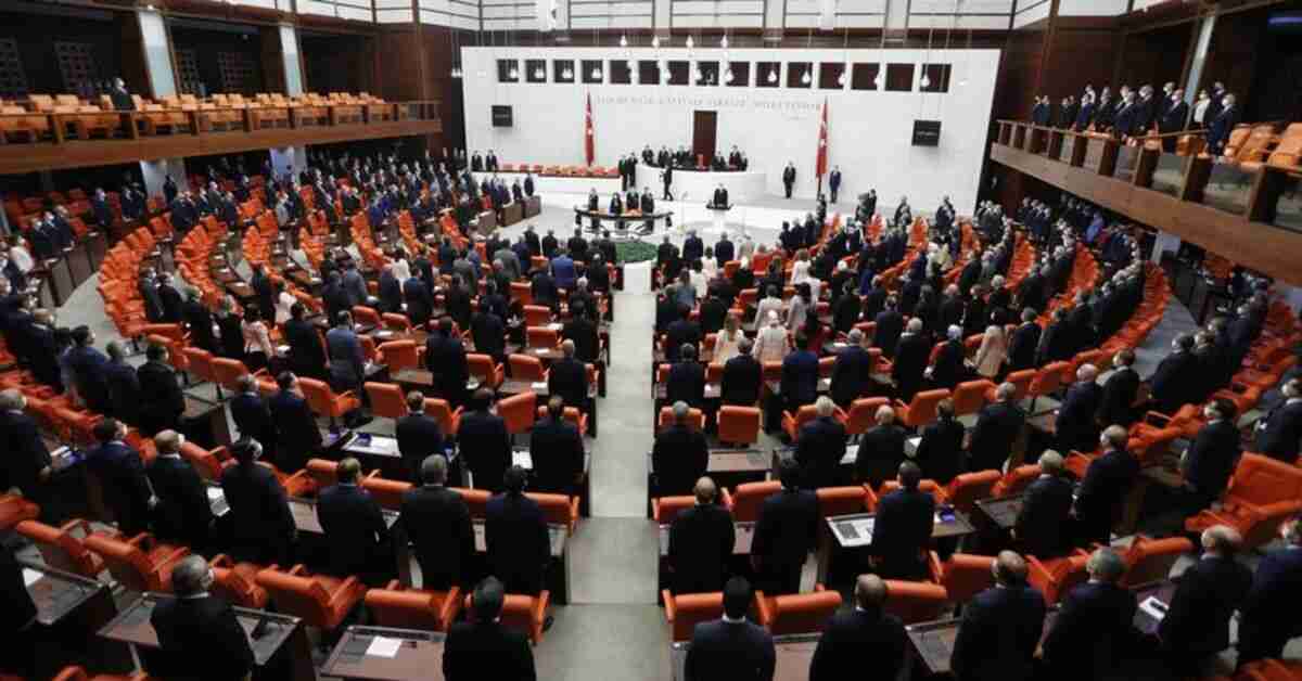 Meclis'te SSK ve Bağkur emekli maaşlarındaki artış kabul edildi - İş-Yaşam Haberleri Meclis'te SSK ve Bağkur emekli maaşlarındaki artış kabul edildi - İş-Yaşam Haberleri