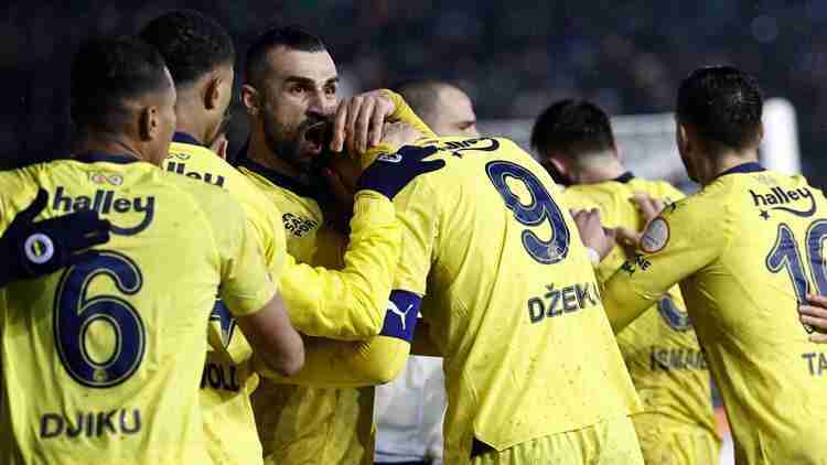 Fenerbahçeli yıldızdan taraftara çağrı: Çok doluyum, oyuncuları kimseye yem etmesinler 