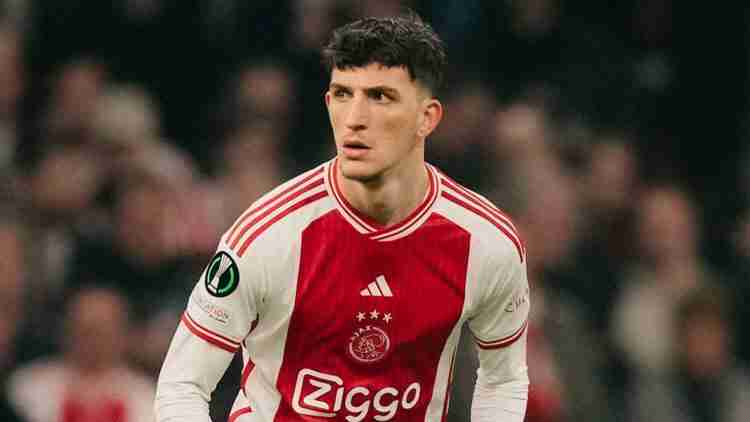 Ahmetcan Kaplan'dan dikkat çeken performans! UEFA da paylaştı 