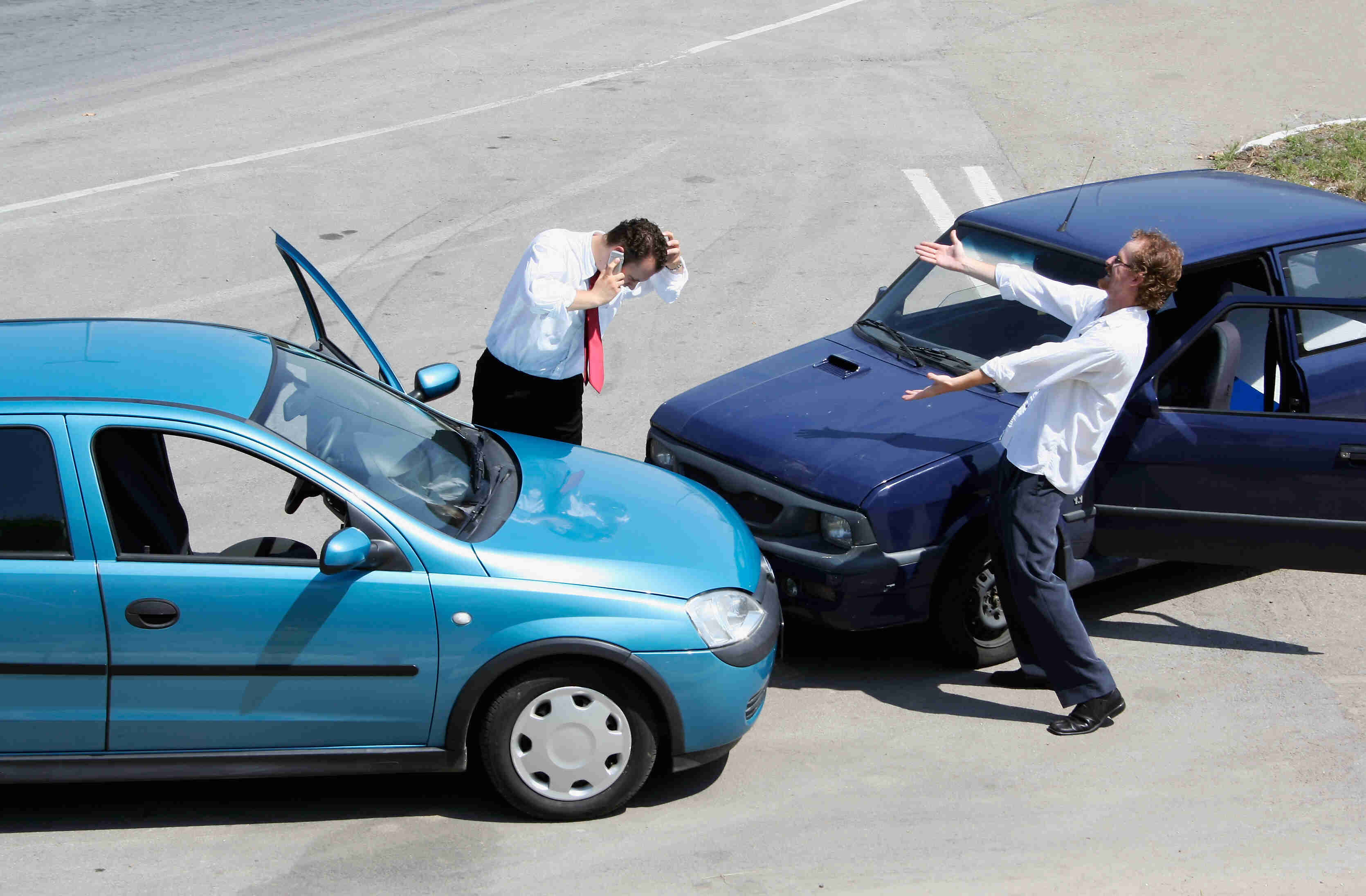 Accident ne demek Türkçesi nedir İngilizce çeviri sözlük anlamı 
