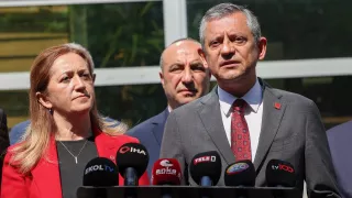 Asgari ücrete acil zam şart!  Milletvekili Özel'in çağrısı: Mücadeleye devam!

