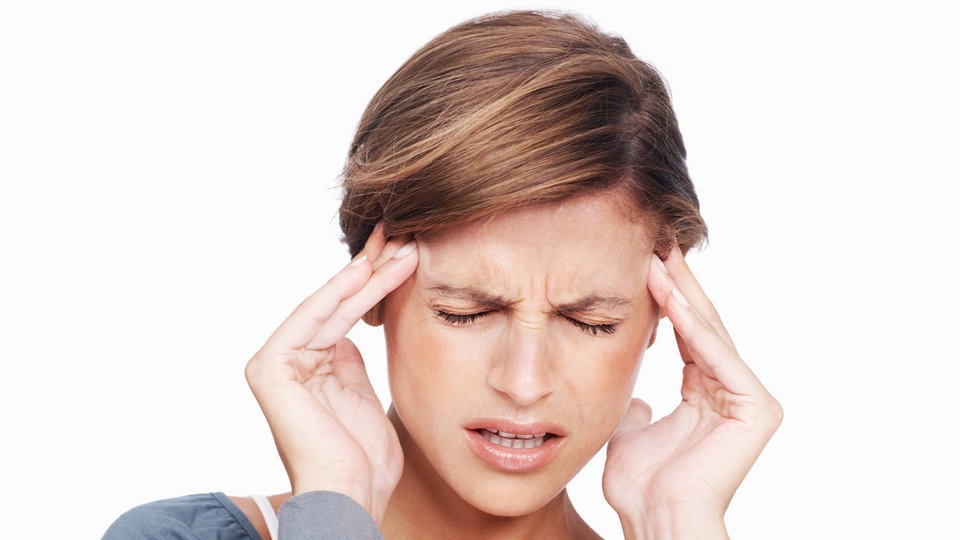 Migrene ne iyi gelir? Migren nasıl geçer? Migrene evde iyi gelecek yöntemler nelerdir?