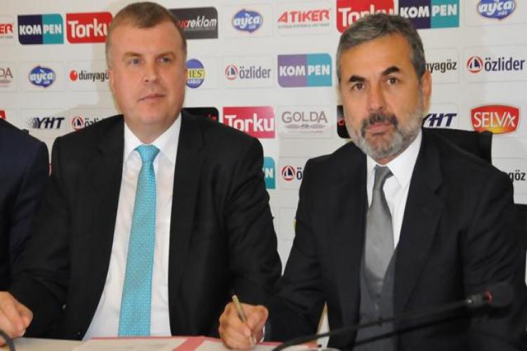 İmzalar atıldı... Aykut Kocaman resmen Konyaspor'da...